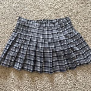 Pleated plaid skater skirt